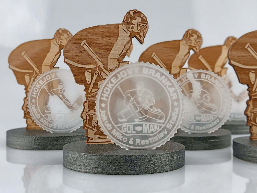 ocenenia, trofeje a medaile
